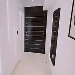 Stay Mezarina Luxury Apts