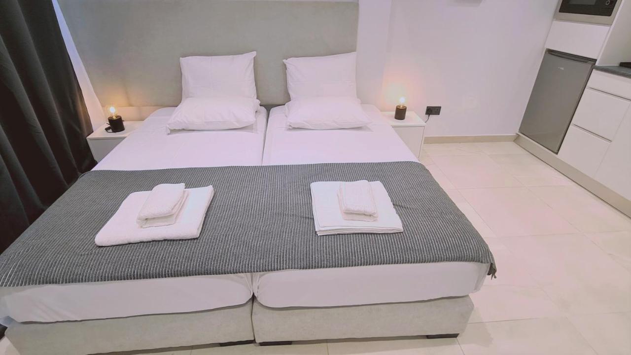 Mezarina Luxury Apts Apartment