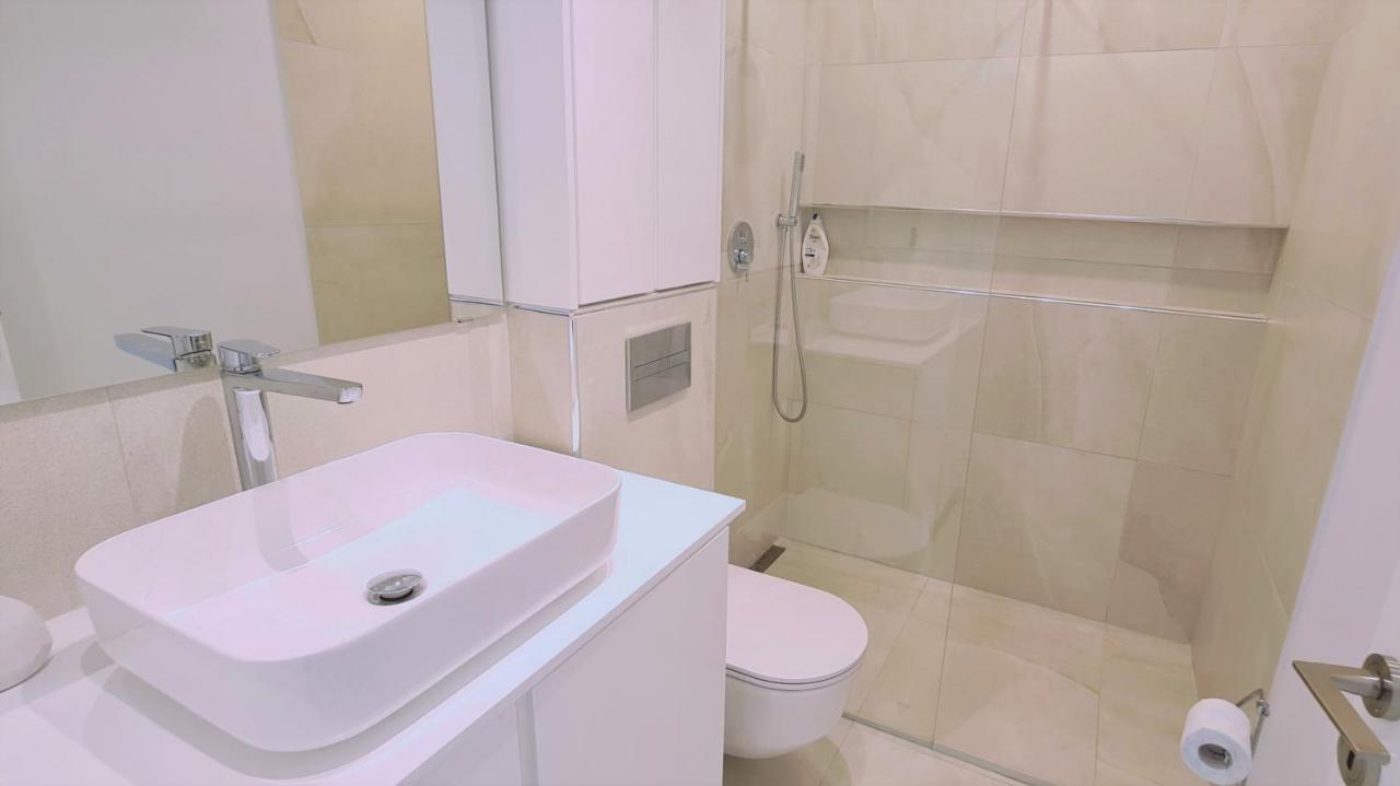 Mezarina Luxury Apts *